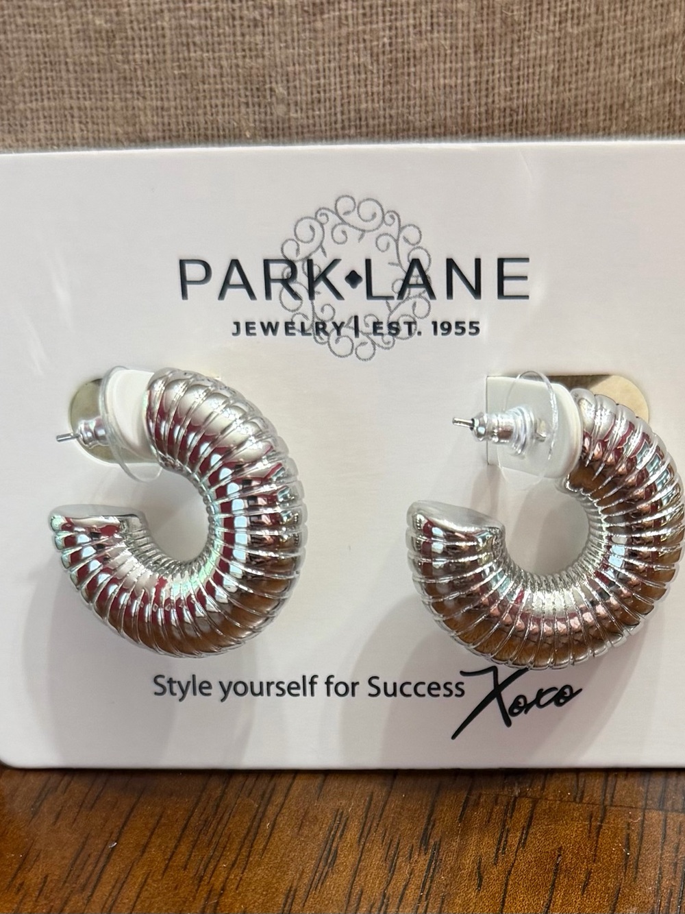 Park Lane chunky silver Hoop - Embraceable collection